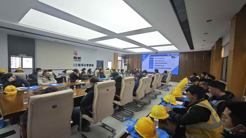 小标题：课程设计工具的重要性