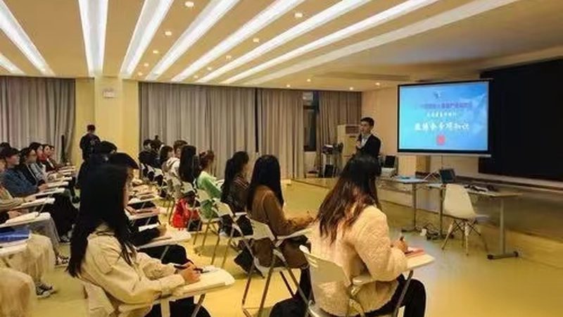 自考与成考：国家承认吗？揭秘学历提升的两种途径